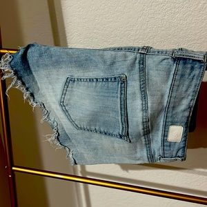 Womens short short size 13